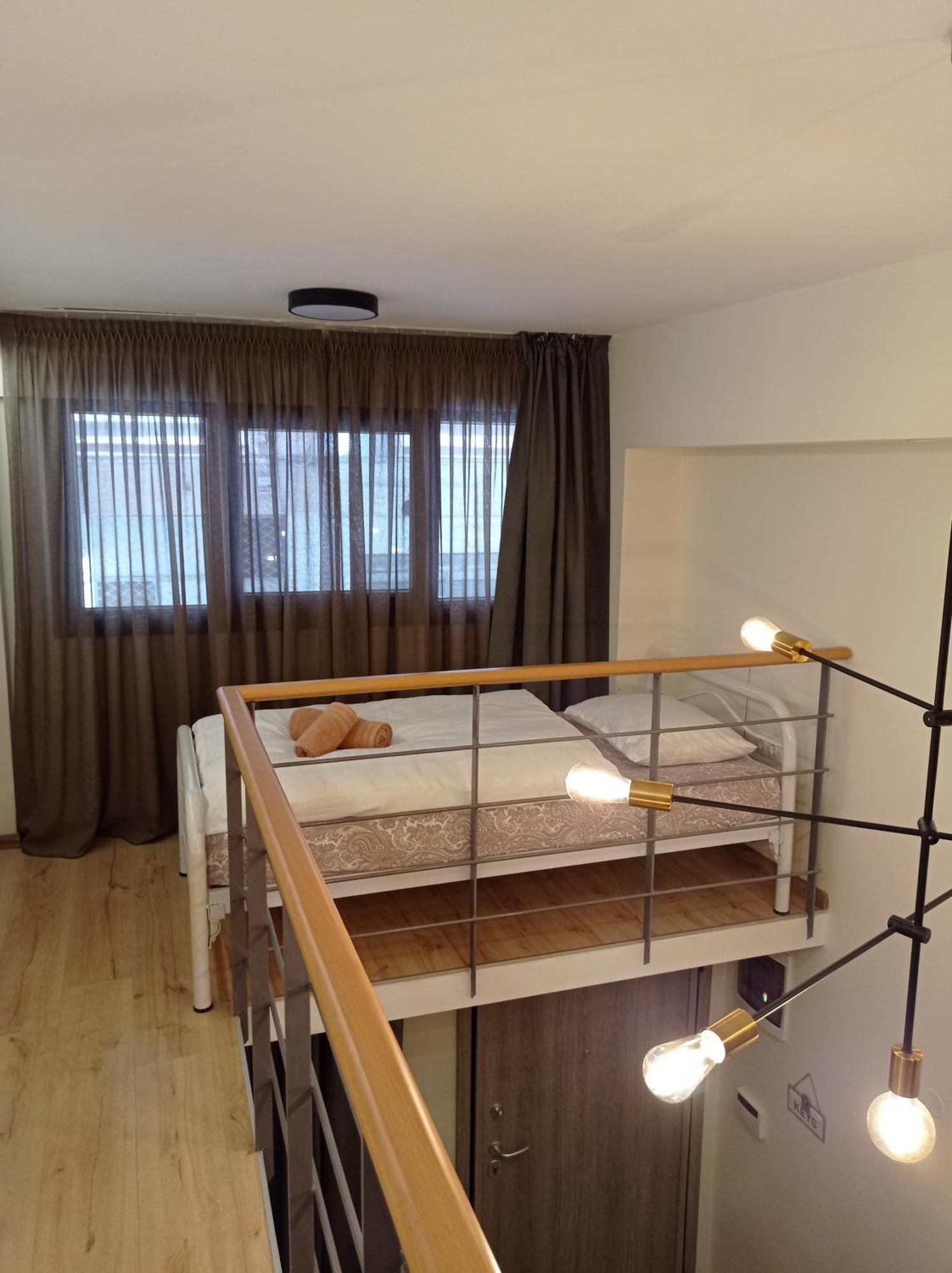 Minimal Two-Floor Apartment Salonic Exterior foto